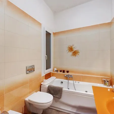 Casa Di Pina A San Remo