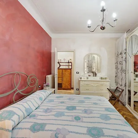 Casa Di Pina A Appartement San Remo