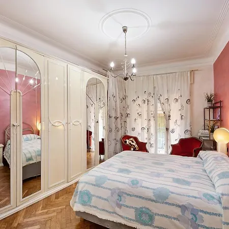 Casa Di Pina A San Remo